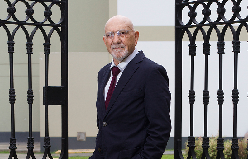Dr. Cándido da Agra